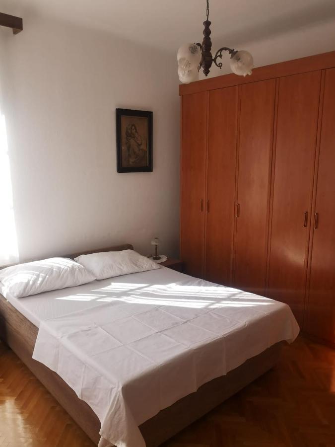 Ferienwohnung Tranquil Urban Escape Split Exterior foto