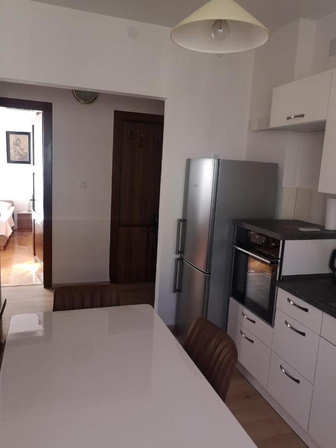 Ferienwohnung Tranquil Urban Escape Split Exterior foto